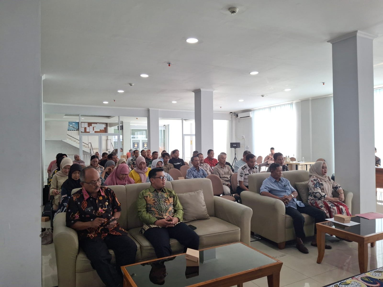 Bidang Koperasi dan UKM DKUKMPP Kota Cirebon Gelar Sosialisasi Uji Kelayakan dan Kepatuhan bagi Koperasi