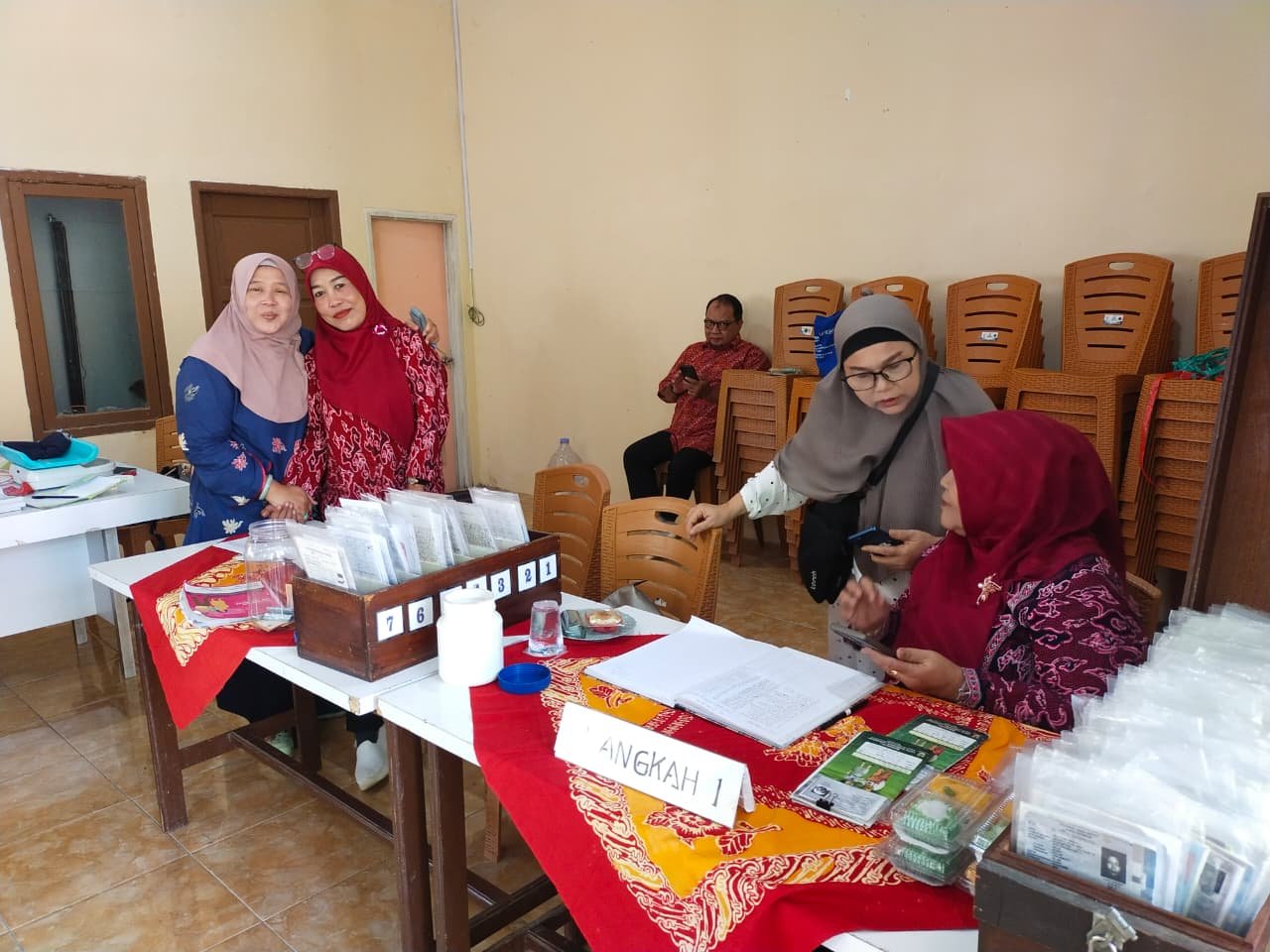 Monitoring Kegiatan Posyandu RW 17 Ciremai Giri